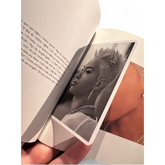 Taeyang LE White Night 3rd Album CD Photo Book Card 2017 KPOP BigBang Collector - Picture 7 of 7
